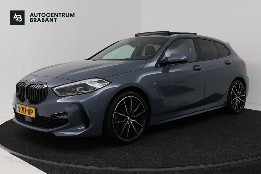 BMW 1-serie 118i Introduction Edition M Sport (PANO, M-PAKKET, CAMERA, STUURVERWARMING, SFEERVERLICHTI