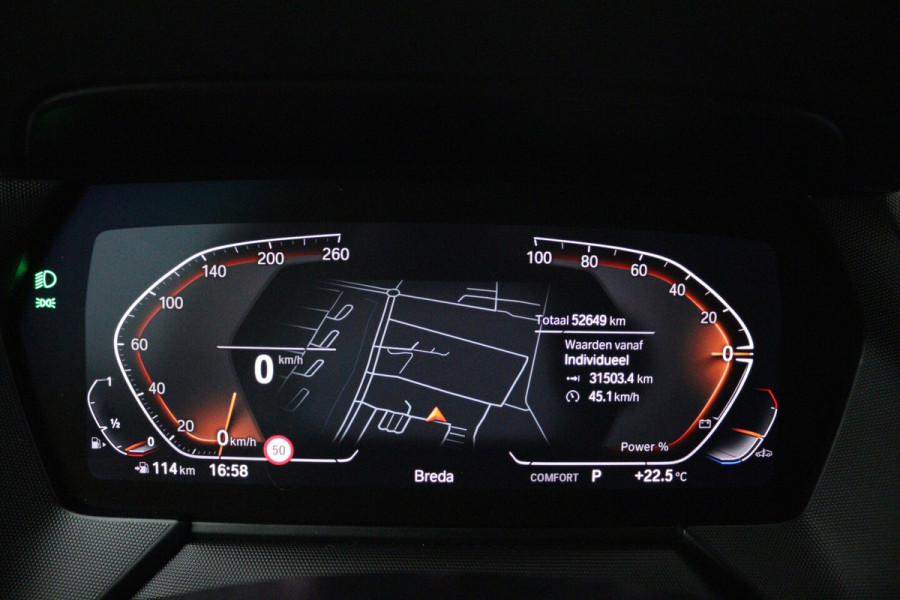 BMW 1-serie 118i Introduction Edition M Sport (PANO, M-PAKKET, CAMERA, STUURVERWARMING, SFEERVERLICHTI