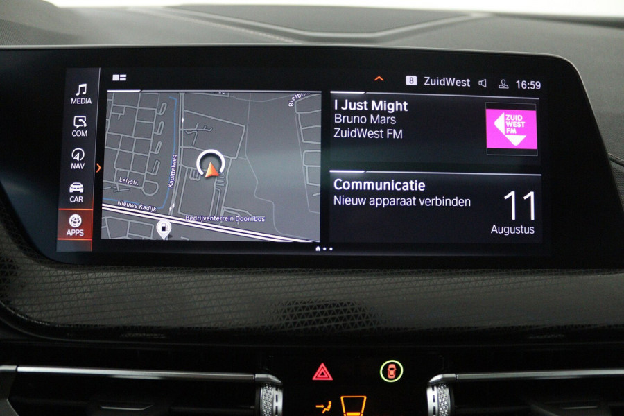 BMW 1-serie 118i Introduction Edition M Sport (PANO, M-PAKKET, CAMERA, STUURVERWARMING, SFEERVERLICHTI