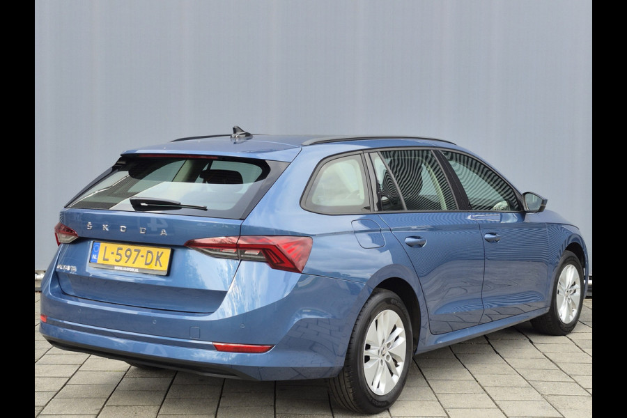 Škoda Octavia Combi BWJ 2021 | 1.0TSI 111PK Business Edition | PANO SCHUIFDAK | VIRTUAL COCKPIT | CARPLAY | CLIMA | NAVI | PDC 2X |