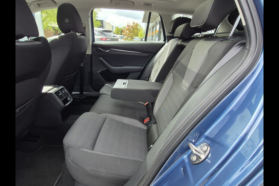 Škoda Octavia Combi BWJ 2021 | 1.0TSI 111PK Business Edition | PANO SCHUIFDAK | VIRTUAL COCKPIT | CARPLAY | CLIMA | NAVI | PDC 2X |