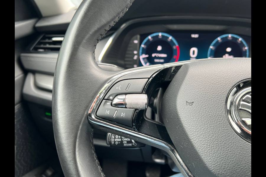 Škoda Octavia Combi BWJ 2021 | 1.0TSI 111PK Business Edition | PANO SCHUIFDAK | VIRTUAL COCKPIT | CARPLAY | CLIMA | NAVI | PDC 2X |