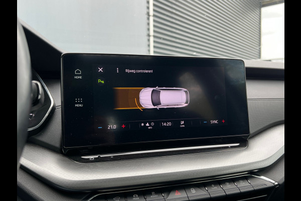 Škoda Octavia Combi BWJ 2021 | 1.0TSI 111PK Business Edition | PANO SCHUIFDAK | VIRTUAL COCKPIT | CARPLAY | CLIMA | NAVI | PDC 2X |