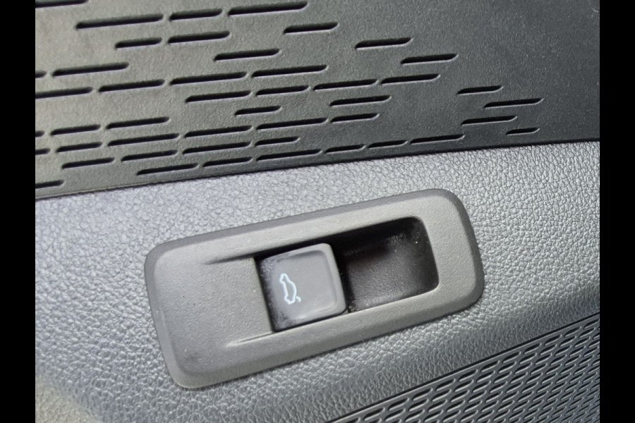 Škoda Octavia Combi BWJ 2021 | 1.0TSI 111PK Business Edition | PANO SCHUIFDAK | VIRTUAL COCKPIT | CARPLAY | CLIMA | NAVI | PDC 2X |