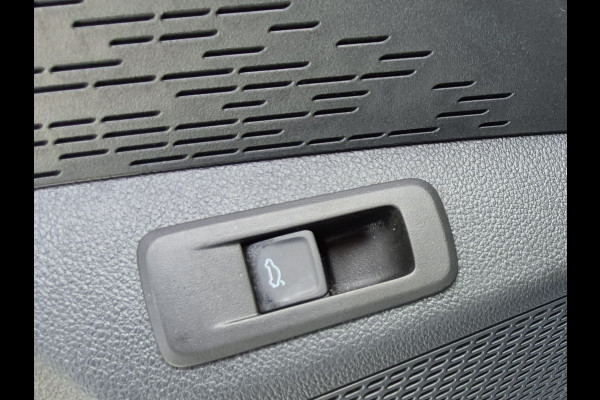 Škoda Octavia Combi BWJ 2021 | 1.0TSI 111PK Business Edition | PANO SCHUIFDAK | VIRTUAL COCKPIT | CARPLAY | CLIMA | NAVI | PDC 2X |