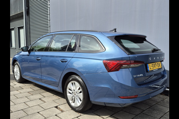 Škoda Octavia Combi BWJ 2021 | 1.0TSI 111PK Business Edition | PANO SCHUIFDAK | VIRTUAL COCKPIT | CARPLAY | CLIMA | NAVI | PDC 2X |