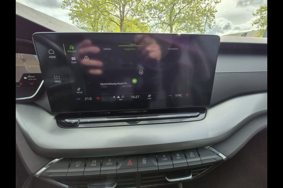 Škoda Octavia Combi BWJ 2021 | 1.0TSI 111PK Business Edition | PANO SCHUIFDAK | VIRTUAL COCKPIT | CARPLAY | CLIMA | NAVI | PDC 2X |
