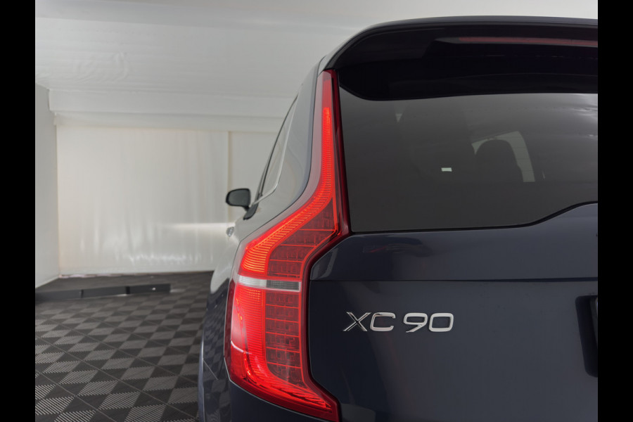 Volvo XC90 2.0 T8 Recharge AWD Inscription ExclusiveV [7-Pers.] (Plug-in) Aut. *PANO | HEAD-UP | LEATHER | FULL-LED | BOWERS&WILKINS | MEMORY-PACK | HEATED-SPORTSEATS | BLIND-SPOT | DIGI-COCKPIT | NAVI-FULLMAP | PRIVACY-GLASS | CAMERA | ECC | PDC | 20''ALU | TOWBAR