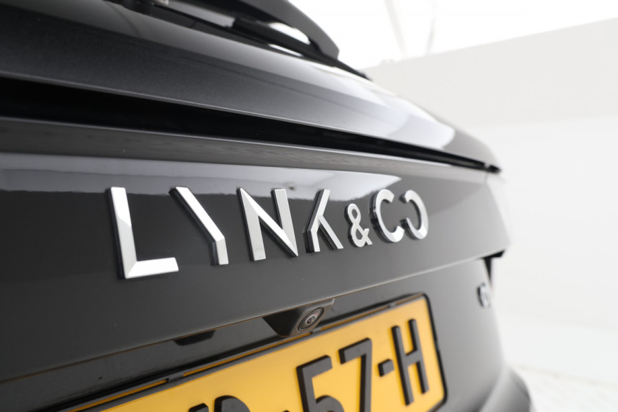 Lynk & Co 01 1.5 Full black, Panorama, Apple carplay!