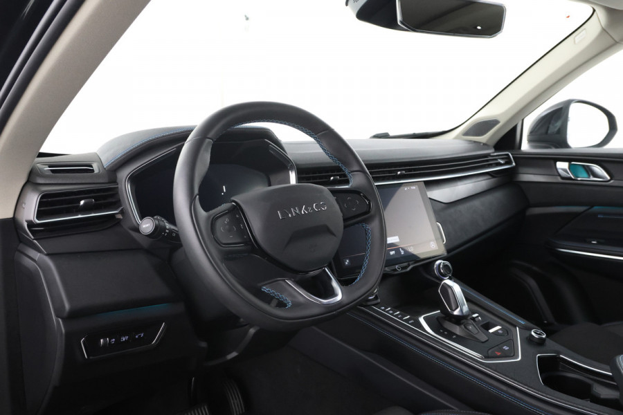 Lynk & Co 01 1.5 Full black, Panorama, Apple carplay!