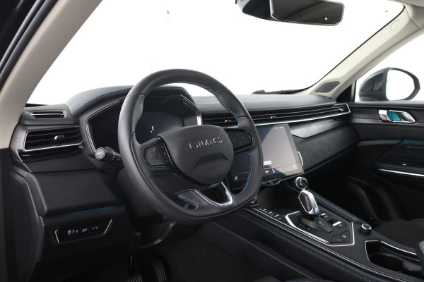Lynk & Co 01 1.5 Full black, Panorama, Apple carplay!
