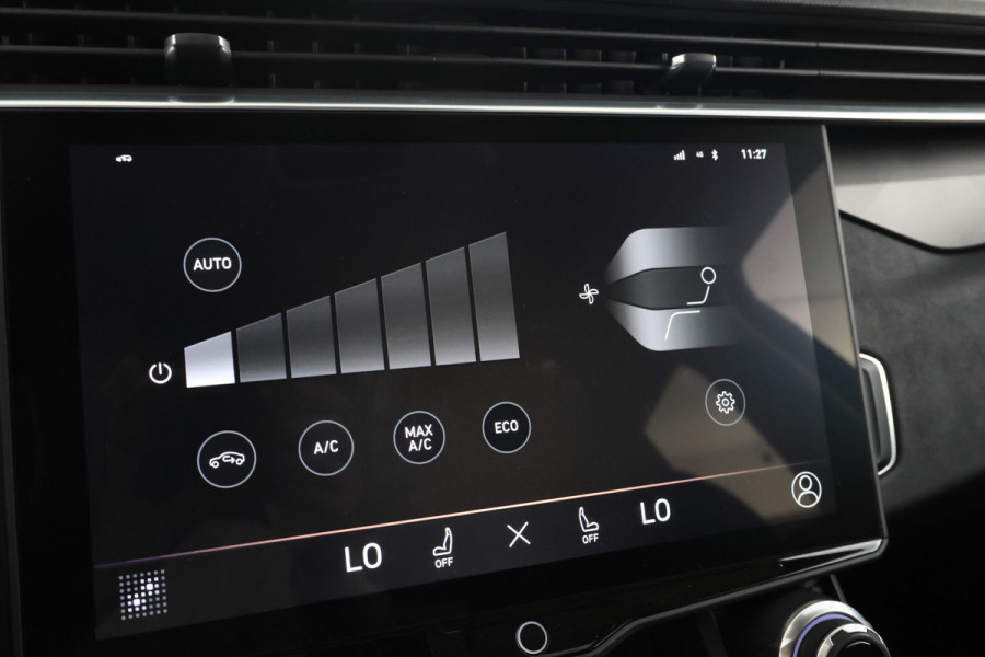 Lynk & Co 01 1.5 Full black, Panorama, Apple carplay!