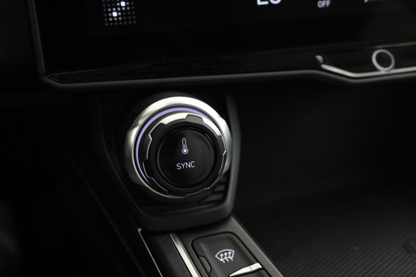 Lynk & Co 01 1.5 Full black, Panorama, Apple carplay!