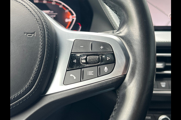 BMW 1-serie BWJ 2021 | 118i 136PK High Ex. AUTOMAAT | LEER | M-PAKKET | CLIMA | NAVI | SPORTSTOELEN | 18'' LMV | STOELVERW | CARPLAY |