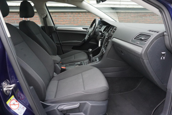 Volkswagen Golf 1.0 TSI 115PK/Camera/18Inch.LMV.Nieuw!/CARPLAY.