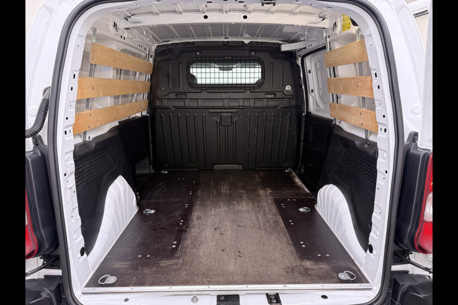 Peugeot Partner 1.6 BlueHDI Premium, Trekhaak, Navigatie, Airco, EURO6, EX LEASE