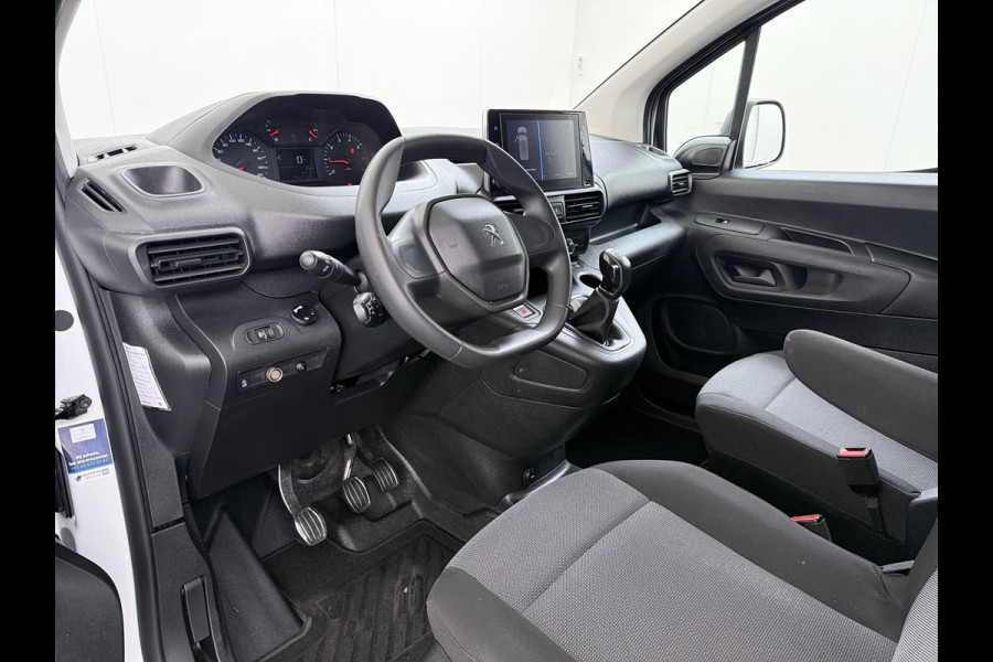Peugeot Partner 1.6 BlueHDI Premium, Trekhaak, Navigatie, Airco, EURO6, EX LEASE