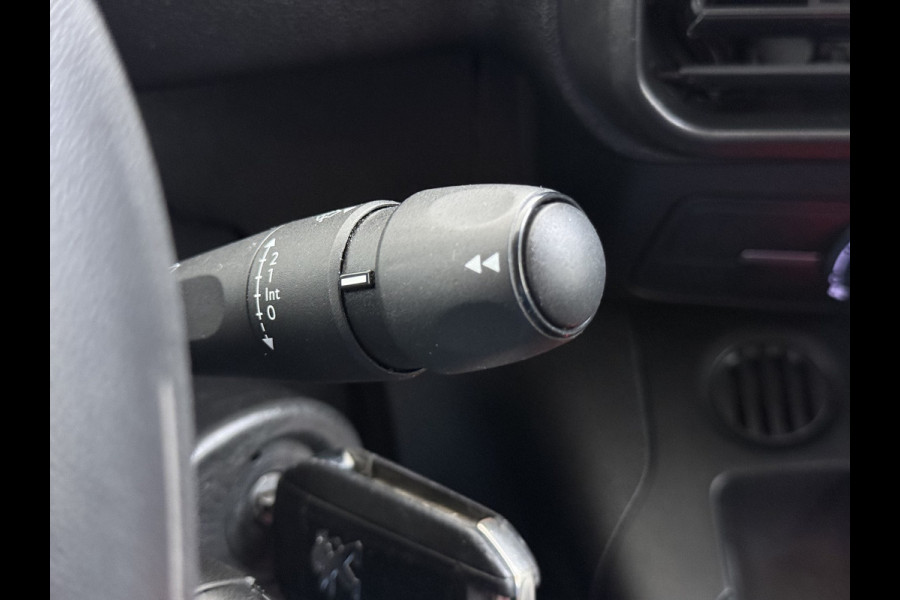 Peugeot Partner 1.6 BlueHDI Premium, Trekhaak, Navigatie, Airco, EURO6, EX LEASE
