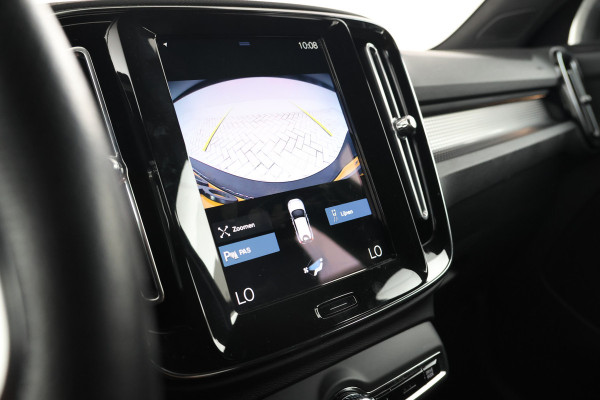 Volvo XC40 1.5 T3 Momentum IntelliSafe, Carplay, Half Leer, Cruise