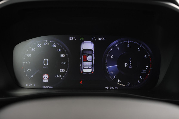 Volvo XC40 1.5 T3 Momentum IntelliSafe, Carplay, Half Leer, Cruise