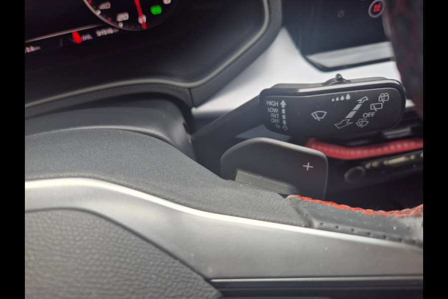 Seat Arona 1.5 EcoTSI FR Business Connect Xcellence