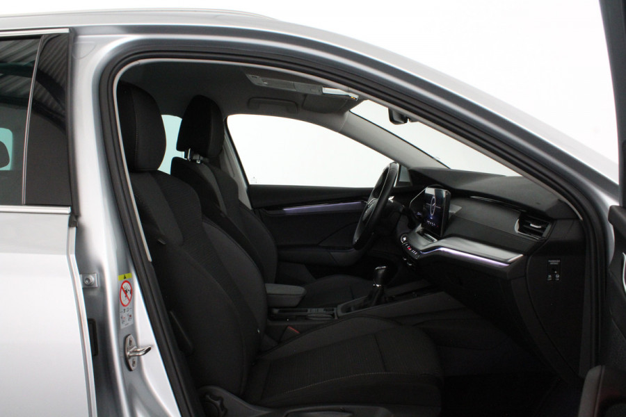 Škoda Octavia Combi 1.0 TSI Business Edition > Camera/Trekhaak/Sfeerverlichting/Keyless