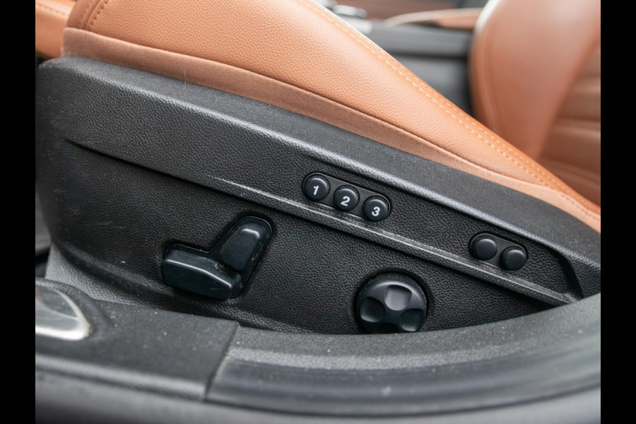 Alfa Romeo Giulia 2.0T Super | Veloce Pack | 19" | BSM | Adapt. Cruise | Xenon | Apple Carplay | PDC | Flippers | Camera | Stoel&Stuur Verw. | Premium Audio