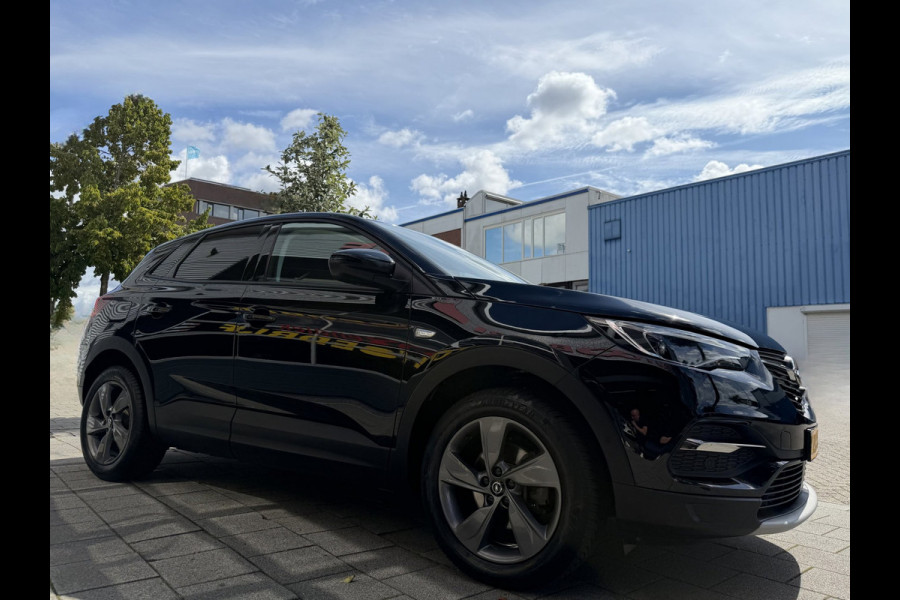 Opel Grandland X 1.2 Turbo Elegance AUTOMAAT - Navigatie / Apple CarPlay I Airco I LED I PDC I Sport velgen I Dealer onderhouden