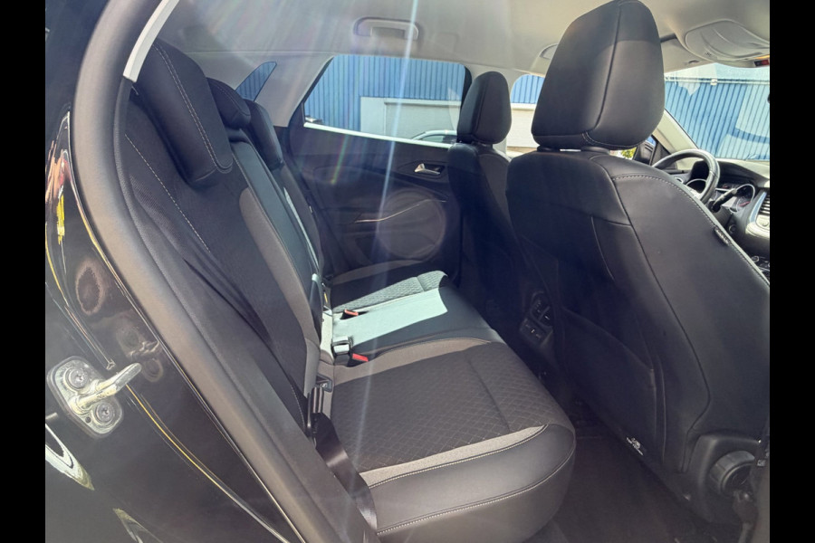 Opel Grandland X 1.2 Turbo Elegance AUTOMAAT - Navigatie / Apple CarPlay I Airco I LED I PDC I Sport velgen I Dealer onderhouden