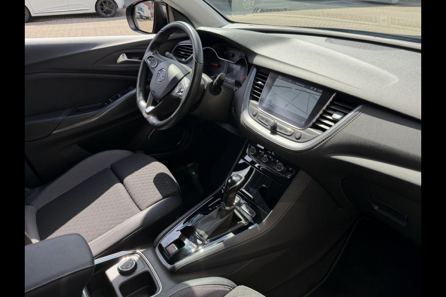 Opel Grandland X 1.2 Turbo Elegance AUTOMAAT - Navigatie / Apple CarPlay I Airco I LED I PDC I Sport velgen I Dealer onderhouden