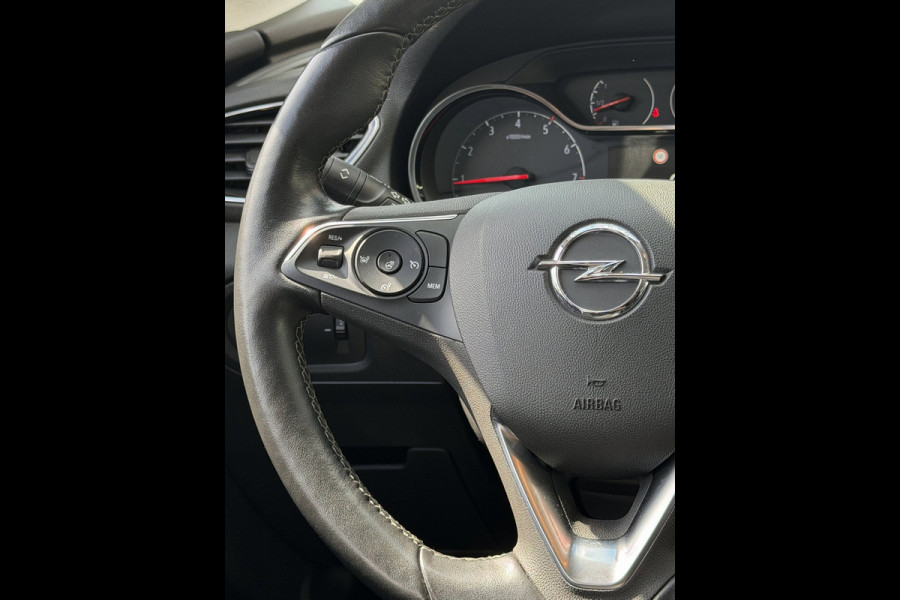 Opel Grandland X 1.2 Turbo Elegance AUTOMAAT - Navigatie / Apple CarPlay I Airco I LED I PDC I Sport velgen I Dealer onderhouden