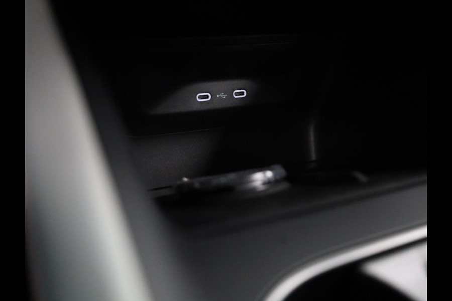 Škoda Elroq 85 Business Edition 286pk | Elektr. bestuurdersstoel | Elektr. achterklep | Head-up | 360 camera | 20" lichtmetaal |