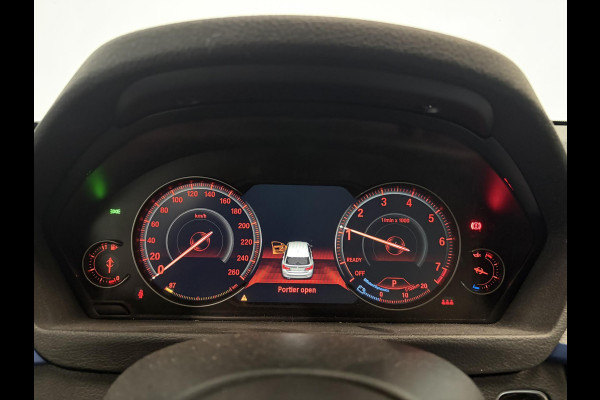 BMW 3 Serie Touring 318i M Sport Edition Navigatie Climate control Lederen bekleding
