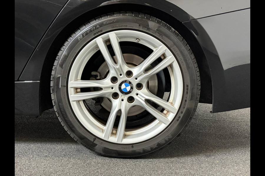 BMW 3 Serie Touring 318i M Sport Edition Navigatie Climate control Lederen bekleding