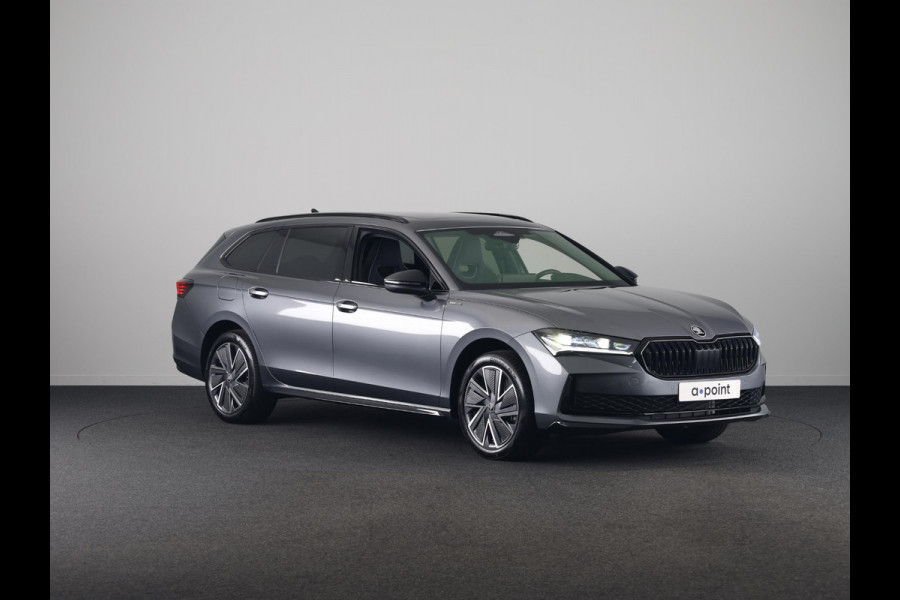Škoda Superb Combi 1.5 TSI PHEV Sportline Business 204 pk 6 versn. DSG | Trekhaak | Winterpakket | Panorama Dak