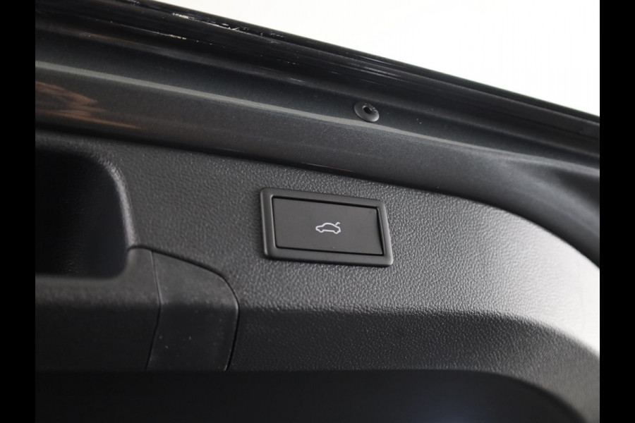 Škoda Superb Combi 1.5 TSI PHEV Sportline Business 204 pk 6 versn. DSG | Trekhaak | Winterpakket | Panorama Dak
