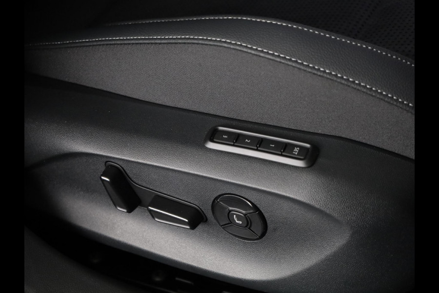 Škoda Superb Combi 1.5 TSI PHEV Sportline Business 204 pk 6 versn. DSG | Trekhaak | Winterpakket | Panorama Dak