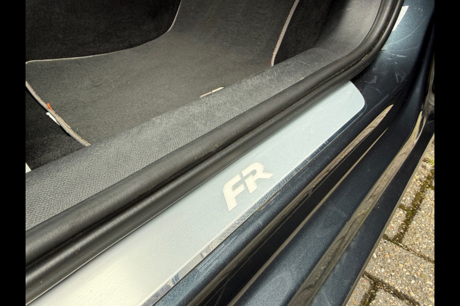 Seat Leon Sportstourer 1.5 TSI FR Business Intense - Climate - Navi - Parkeerhulp
