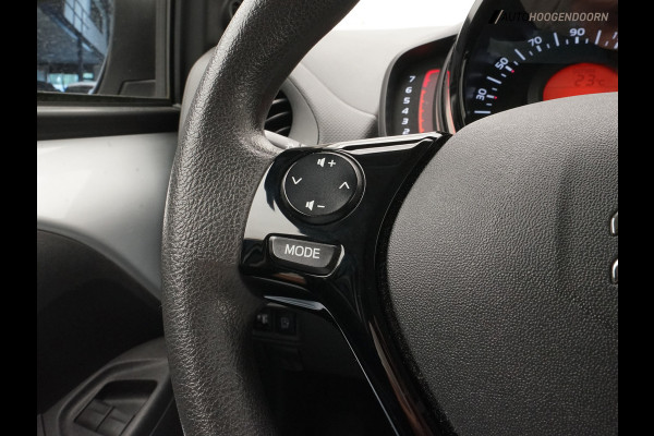 Citroën C1 1.0 VTi Feel (APPLE CARPLAY,PARKEERSENSOREN,LED VERLICHTING,CRUISE,AIRCO,COMFORT-STOELEN,TOPCONDITIE)