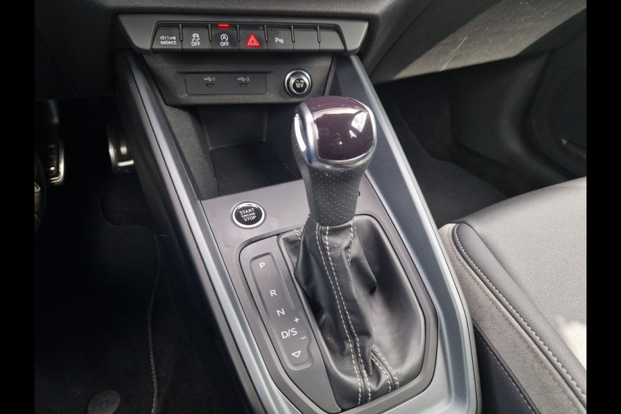 Audi A1 Sportback 40 TFSI 207PK 3x S-Line /Matrix /Keyless /Ascari Blue