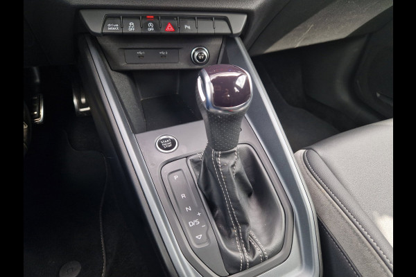 Audi A1 Sportback 40 TFSI 207PK 3x S-Line /Matrix /Keyless /Ascari Blue