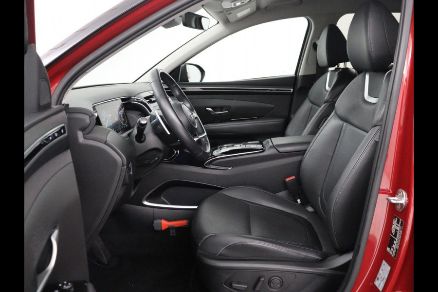 Hyundai Tucson 1.6 T-GDI PHEV Premium 4WD | SOH 96,9% | Memory | Leder | Stuur/stoel verwarming | Stoel ventilatie | Adaptive cruise | 360 camera | Park assist | Achterbank verwarming | Climate control