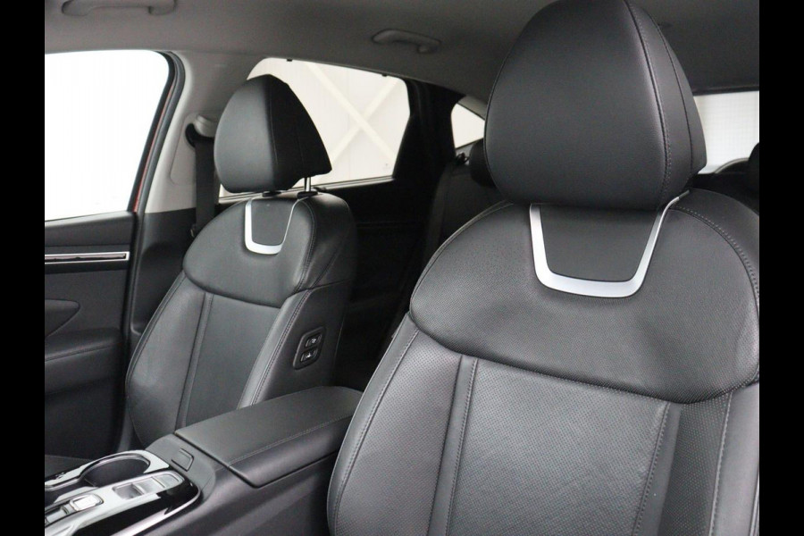 Hyundai Tucson 1.6 T-GDI PHEV Premium 4WD | SOH 96,9% | Memory | Leder | Stuur/stoel verwarming | Stoel ventilatie | Adaptive cruise | 360 camera | Park assist | Achterbank verwarming | Climate control