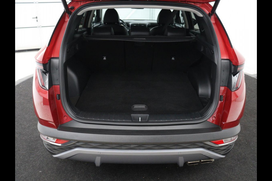 Hyundai Tucson 1.6 T-GDI PHEV Premium 4WD | SOH 96,9% | Memory | Leder | Stuur/stoel verwarming | Stoel ventilatie | Adaptive cruise | 360 camera | Park assist | Achterbank verwarming | Climate control