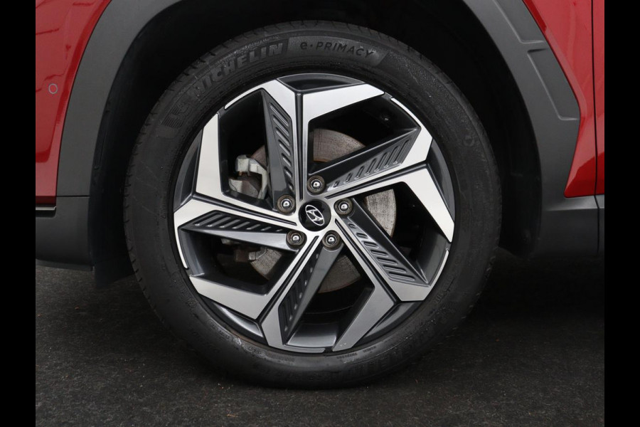 Hyundai Tucson 1.6 T-GDI PHEV Premium 4WD | SOH 96,9% | Memory | Leder | Stuur/stoel verwarming | Stoel ventilatie | Adaptive cruise | 360 camera | Park assist | Achterbank verwarming | Climate control