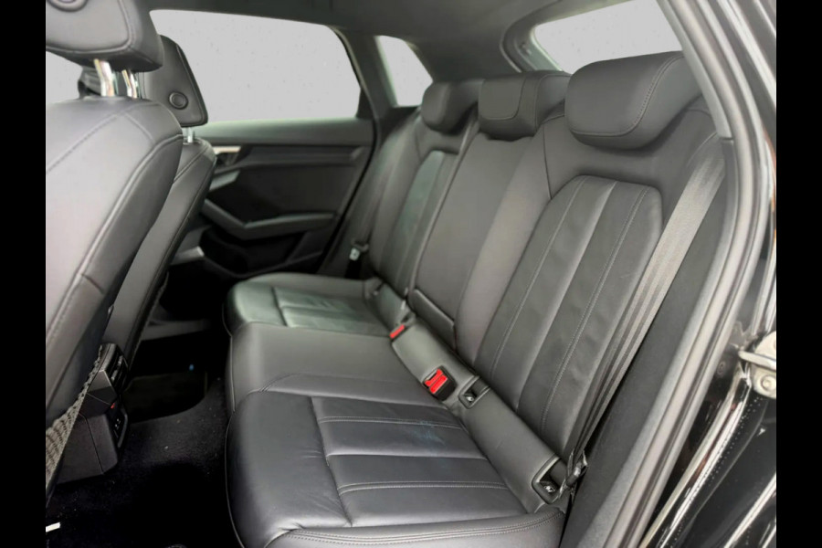 Audi A3 Sportback 35 TFSI S edition (Dealer OnderH, Panorama, Navi, Carplay, StoelV,Leder, Lane Assist, Addapt Cruise, Etc)