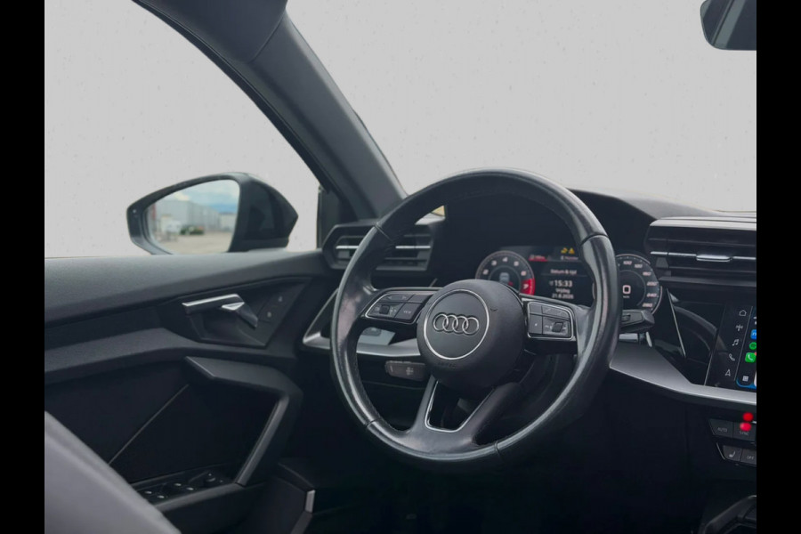 Audi A3 Sportback 35 TFSI S edition (Dealer OnderH, Panorama, Navi, Carplay, StoelV,Leder, Lane Assist, Addapt Cruise, Etc)