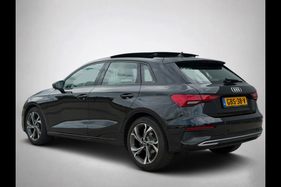 Audi A3 Sportback 35 TFSI S edition (Dealer OnderH, Panorama, Navi, Carplay, StoelV,Leder, Lane Assist, Addapt Cruise, Etc)