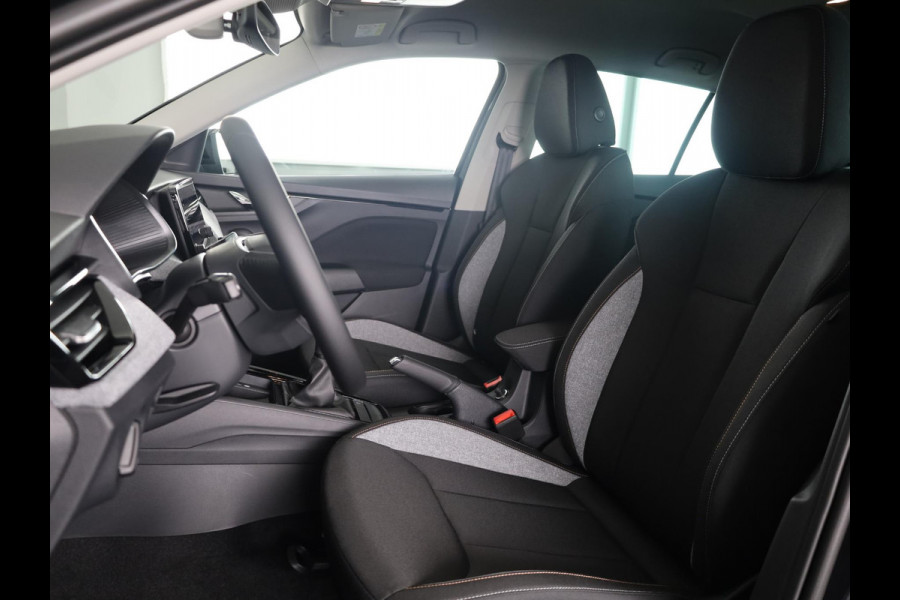 Škoda SCALA 1.0 TSI Edition | Stoel- en stuurverwarming| Trekhaak | Draadloos laden | 16 inch lichtmetalen velgen|
