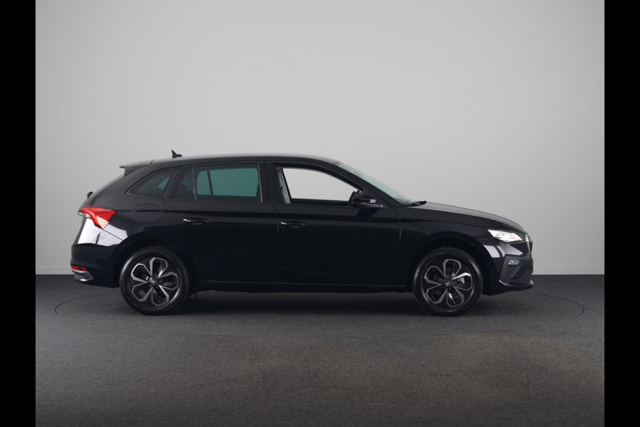 Škoda SCALA 1.0 TSI Edition | Stoel- en stuurverwarming| Trekhaak | Draadloos laden | 16 inch lichtmetalen velgen|